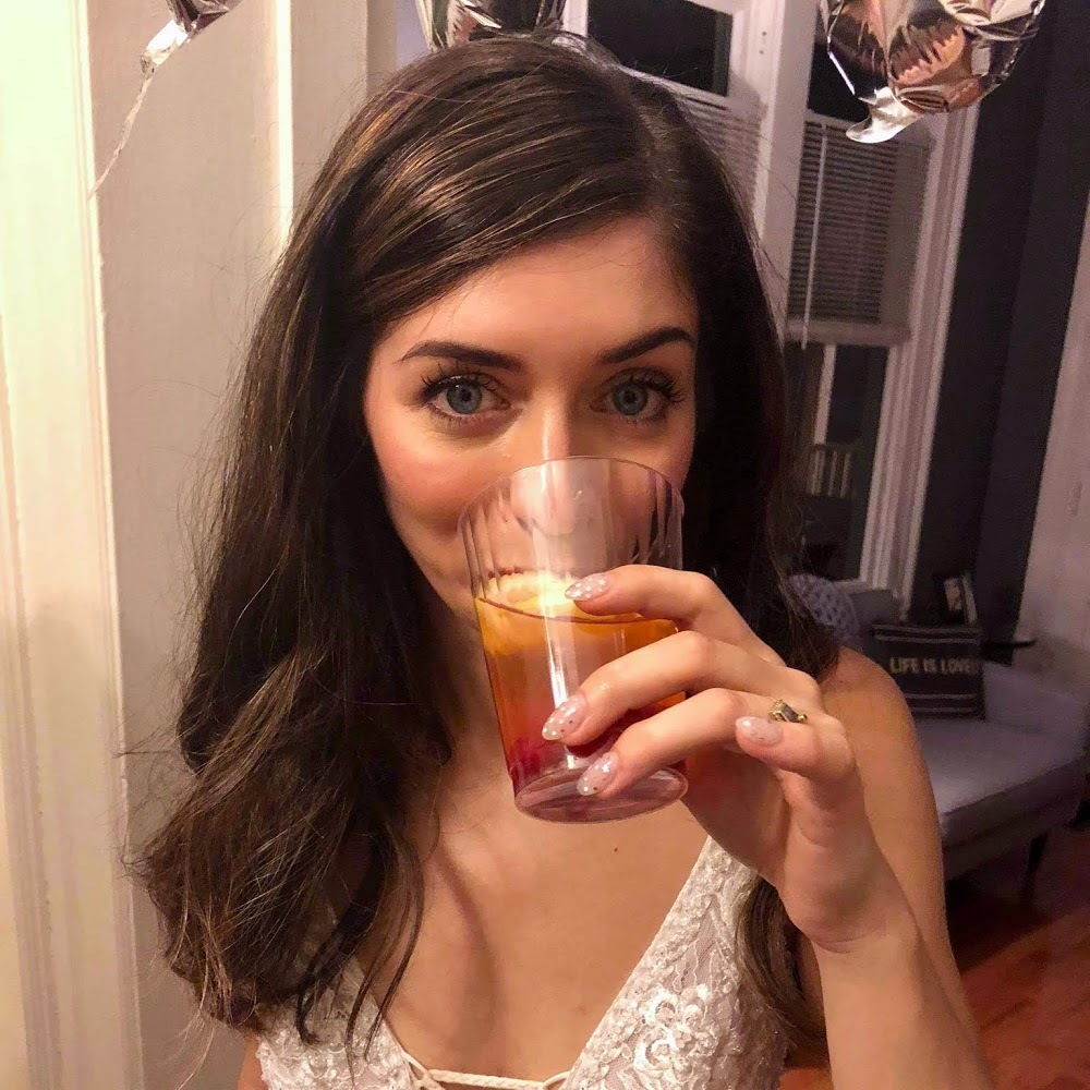 Meet your Posher, Caitlyn